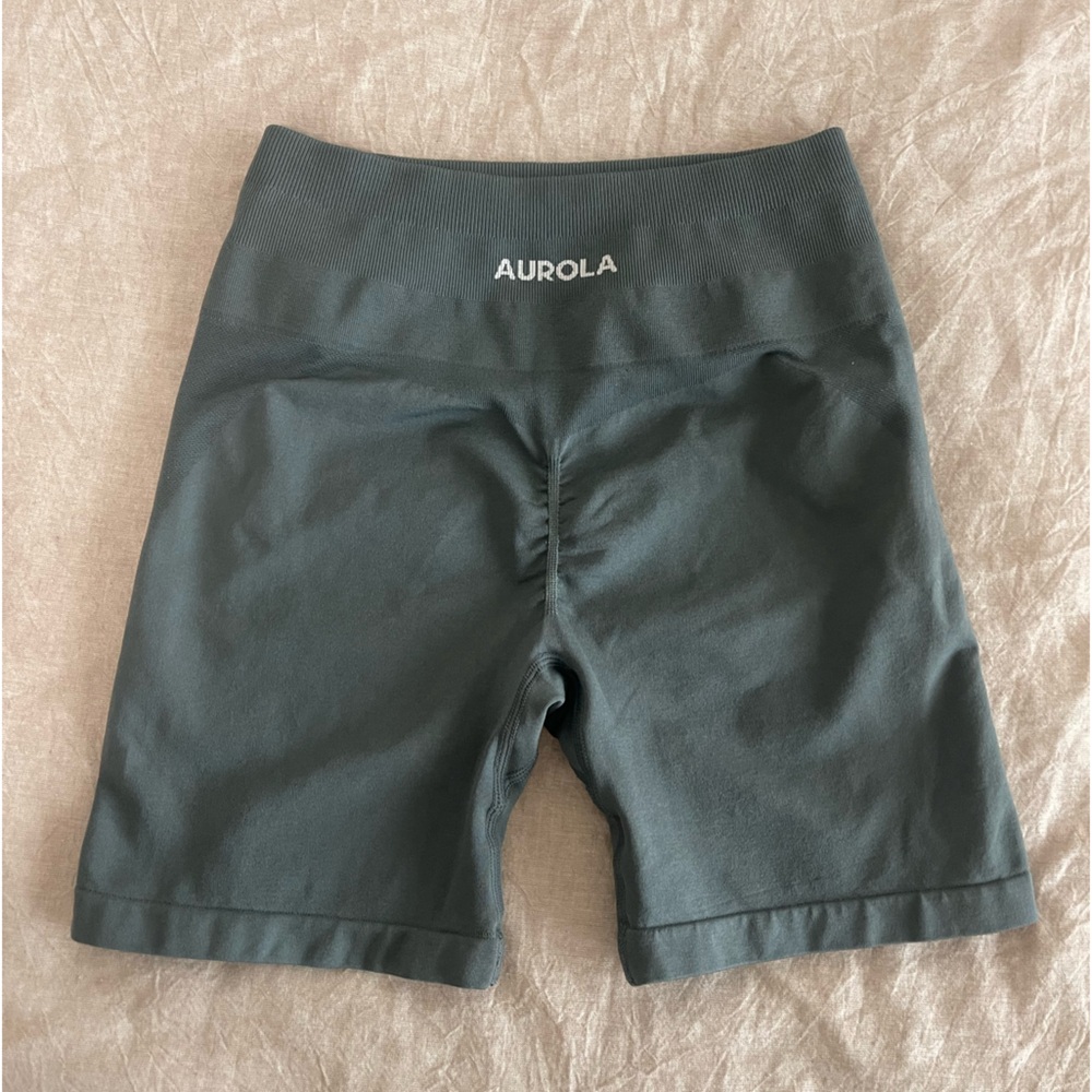Aurola Intensify Seamless Workout Shorts